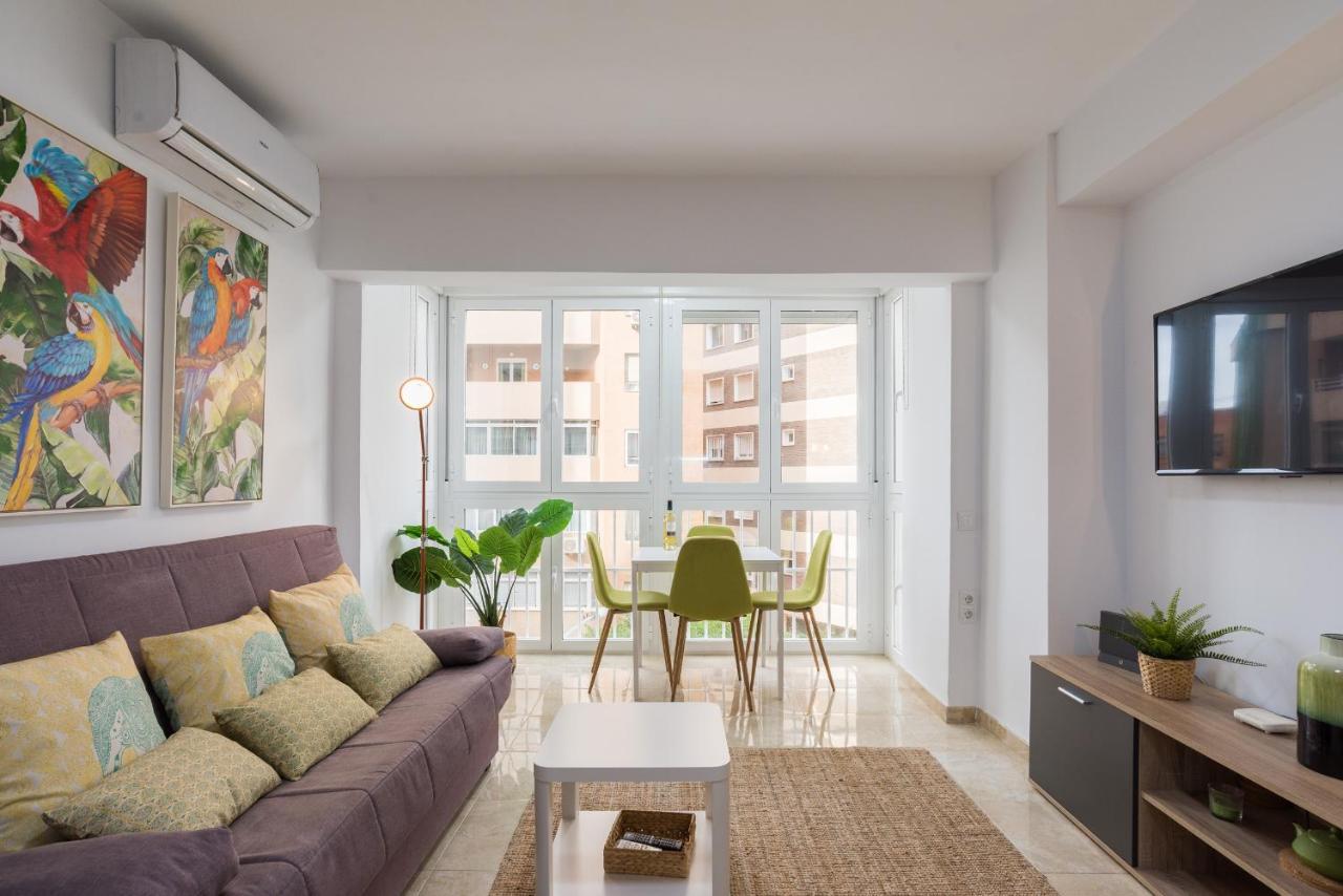 Mp5-Just Renovated Apartment Right On The Beach Málaga Esterno foto