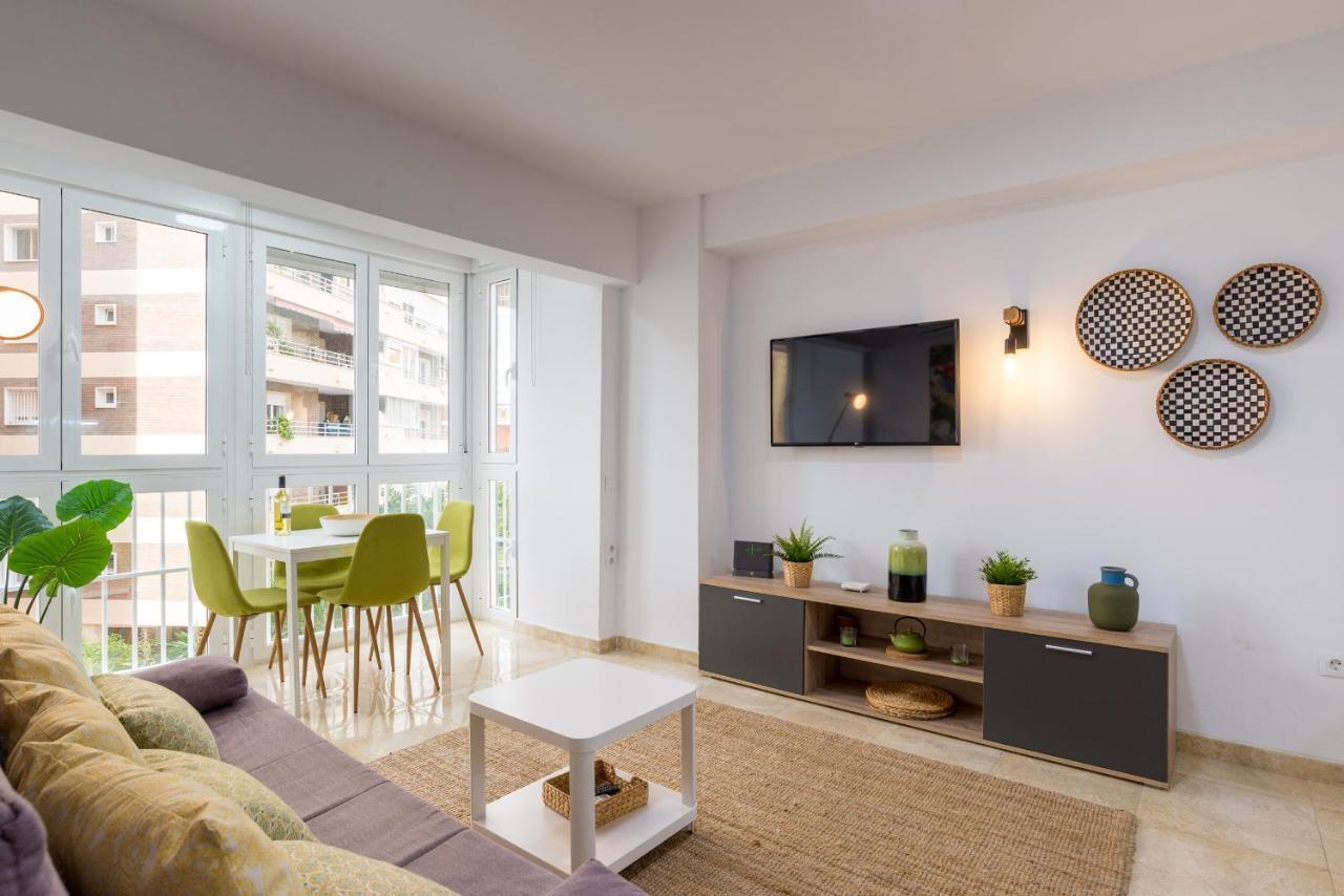 Mp5-Just Renovated Apartment Right On The Beach Málaga Esterno foto