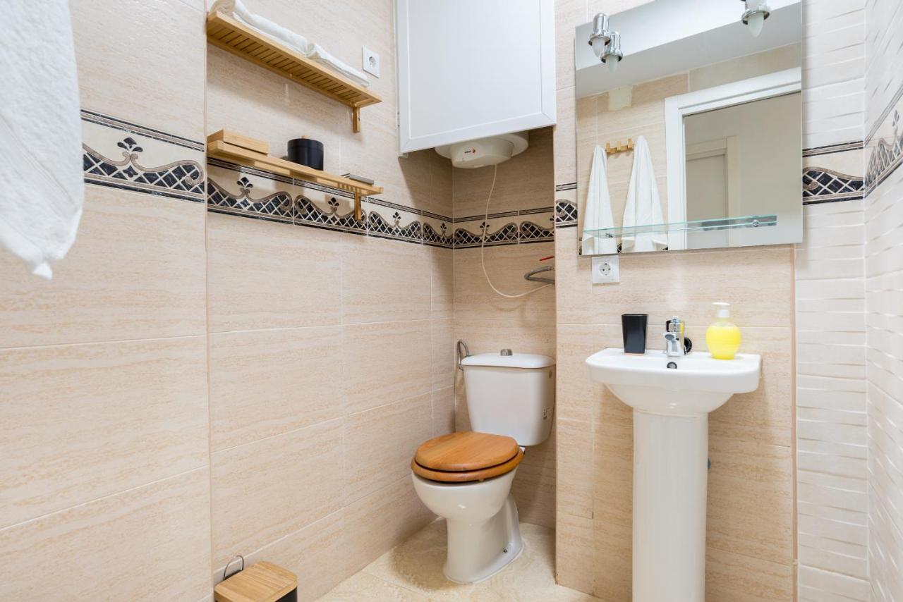 Mp5-Just Renovated Apartment Right On The Beach Málaga Esterno foto