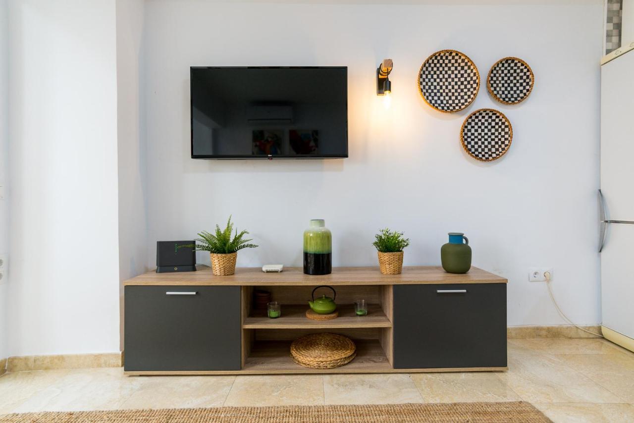 Mp5-Just Renovated Apartment Right On The Beach Málaga Esterno foto